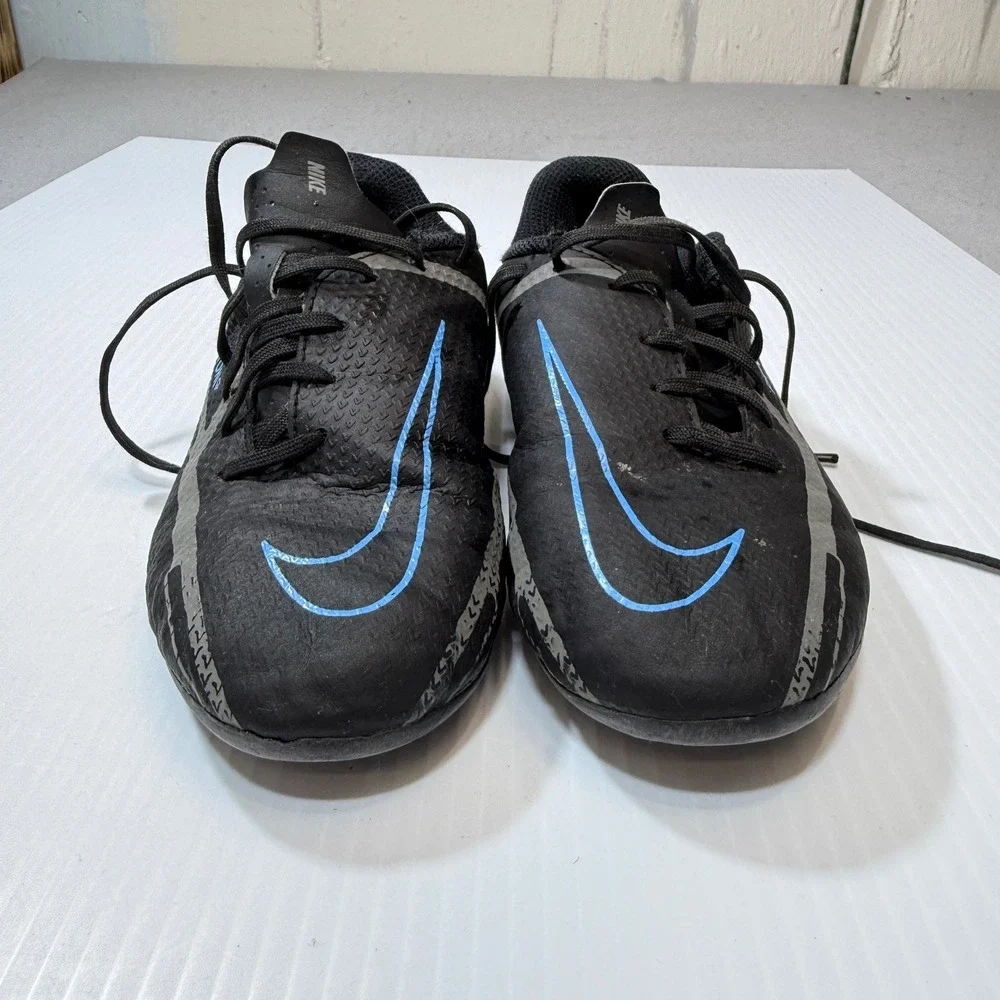 Nike Phantom GT Soccer Cleats Kids Black Blue Good Textured Athletic Shoes 1Y